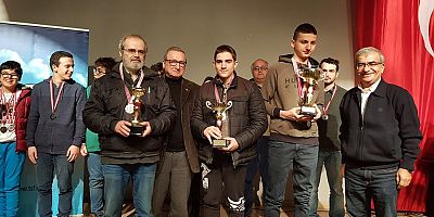 Satranç'da İstanbul şampiyonları belli oldu!